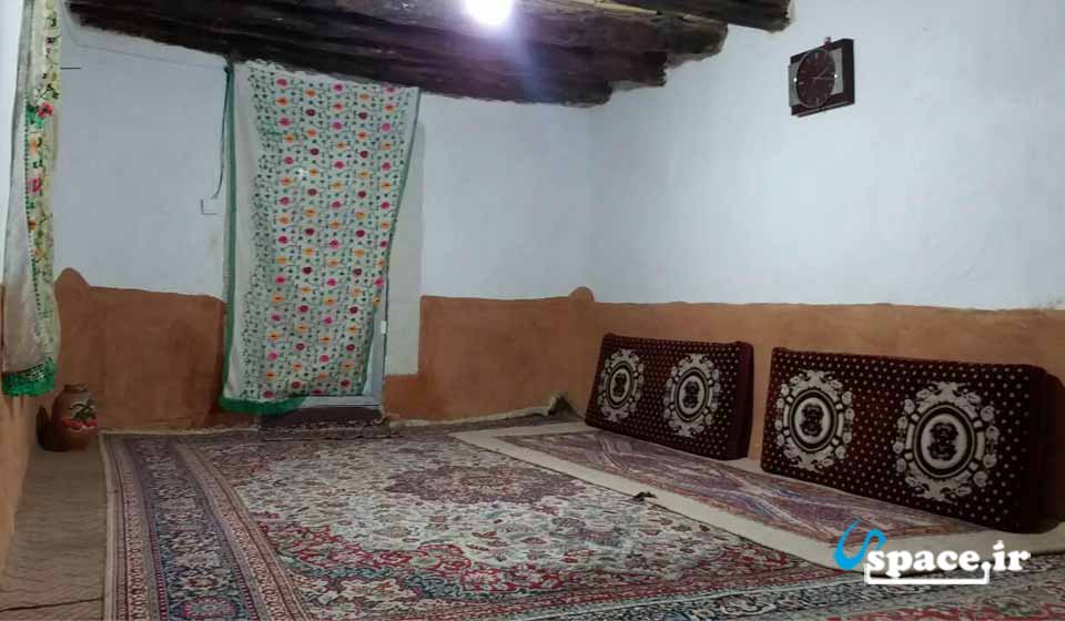 نمای اتاق اقامتگاه بوم گردی عمارت باباحاجی - کولیم - شهمیرزاد - سمنان